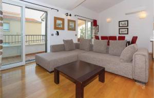 Family friendly house with a parking space Kastel Sucurac, Kastela - 21842