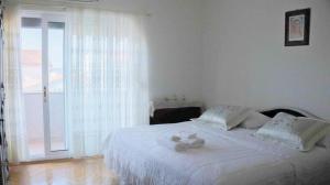 Apartments with parking space Zadar - 22078