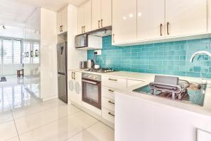 Seaside Retreat with Amazing Views and No Loadshedding