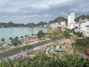 Lang Chai Hotel Cat Ba - Ubytování bez kategorie ve městě Cát Bà