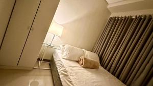 Premier Luxury Suite near SM Mall of Asia Arena & DFA with Free Parking
