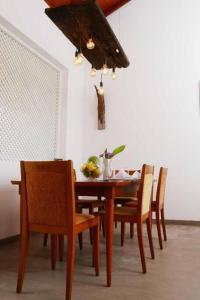 Luxury Villa close to famous Hikkaduwa Beach