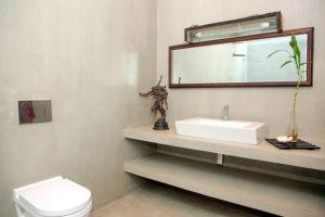 Luxury Villa close to famous Hikkaduwa Beach