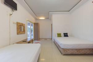 Urbanview Hotel Anggrek Puncak by RedDoorz