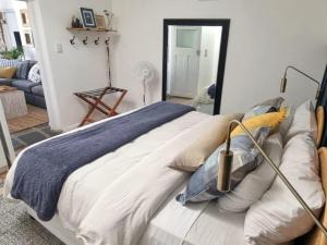 Sun Kiss Beach and Deluxe Garden Cottages