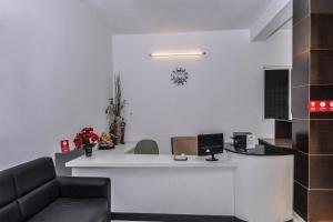 Hotel O The Mangrove Wood Residency