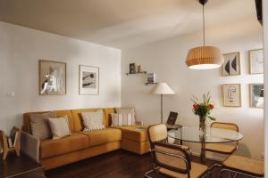 Luxury Two-Bedroom Apartment - Separate Building room in YourSuiteRome