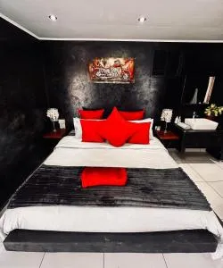 The Olive Branch Guesthouse and Animal Sanctuary - 乌平通