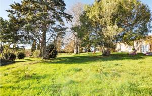 Maisons de vacances Lovely Home In Pech-Luna With Wifi : photos des chambres