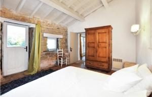 Maisons de vacances Beautiful Home In Pech-Luna With Wi-Fi : photos des chambres
