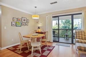 125 Cordillo Parkway