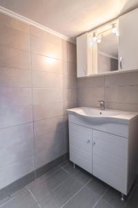 Two-Bedroom Apartment room in Petralona Downtown