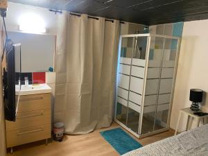 Appartements Bel appartement cosy centre Veules-Les-Roses Parking prive WIFi : photos des chambres