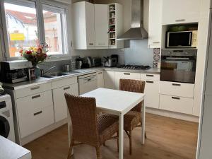 Sejours chez l'habitant Toulousaine arboree - parking public : photos des chambres