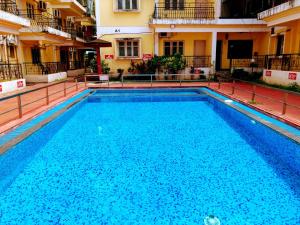 2 Bedoom Apartment with Pool in BAGA Holiday Home CASA STAY