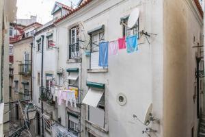 WHome Hidden Gem in Alfama perfect to explore Lisbon