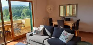 Sleeps 4 6-Private Pool - Remote Countryside Villa