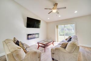 Sunny Palm Bay Home with Screened Porch Near Beaches