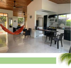 Casa con piscina privada Vía melgar Carmen de Apicalá