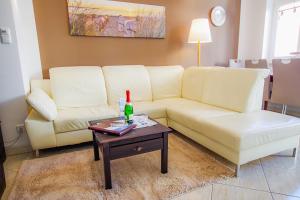 Strandgeflüster App2 - Strandpromenade seitlicher Meerblick, Strandkorb saisonal