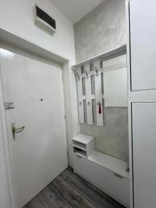 M&L downtown apartment