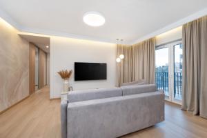 Łódź Prestige Suites - 64m2, Parking, Office Room - by Rentujemy