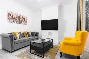 Cosy 2Bed House Close to Station - Stifford