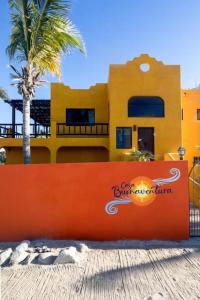 5 Minutes to Downtown Los Barriles, Walk to Beach