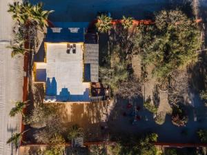 5 Minutes to Downtown Los Barriles, Walk to Beach