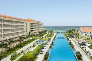 Sheraton Grand Danang Beach Resort & Spa