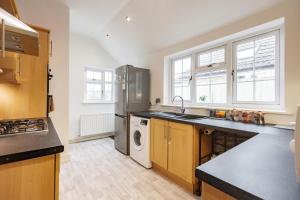 Brighstay 4 Bedroom House W Parking