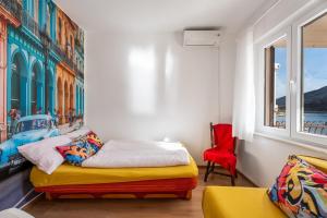 One-Bedroom Apartment with Terrace and Sea View room in Apartments and rooms by the sea Grebastica Sibenik - 13942