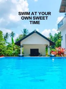 Captain's Cabin Resort - Naval Heritage (Swimming Pool) - Kampong Semut Api