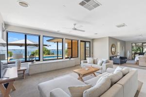 The Lakehouse on Rosemary