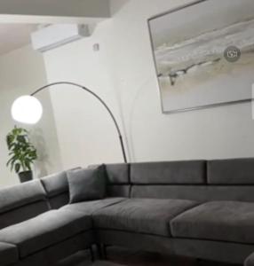 Eagles Nest Villa House AC TV WIFI Fan Luxury Modern