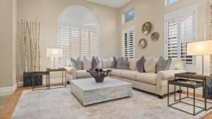 Massive North Scottsdale 6 bdrm w Oasis Backyard