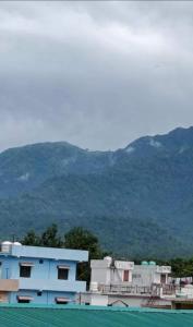 Yoga Retreat at The Ganges in Rishikesh