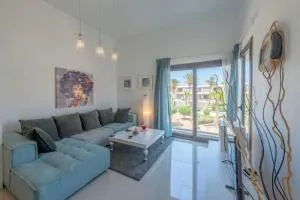 Gcribs apartment pool view - El Gouna