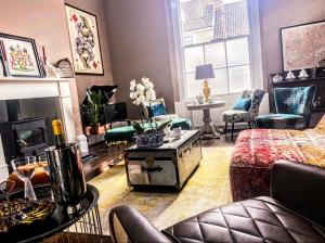 Luxury Georgian House With Sauna Sleeps 19-23