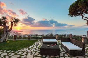 My Exclusive Italy - Luxury Villa with breathtaking Seaview, pool, BBQ