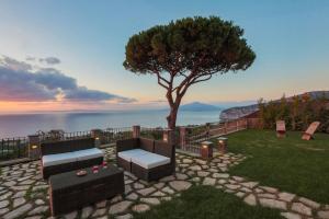 My Exclusive Italy - Luxury Villa with breathtaking Seaview, pool, BBQ