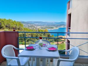 Appartement 3P traversant vue mer et forêt - Les clés de l´Estérel