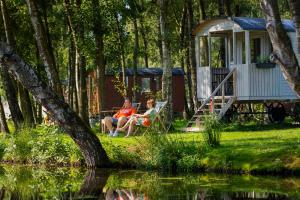 Glamping Limburg - Back To Nature Experience