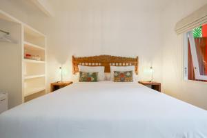 Phòng Giường Đôi Có Sân Hiên (Double Room with Terrace)