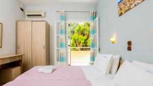 One bedroom apartment (2-3 Adults) room in Marina Apartments