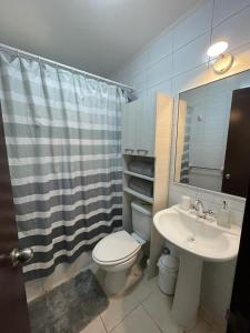 Amplia Casa en Condominio