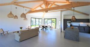 La madrague-VillaPiscine vue MerClimWifi