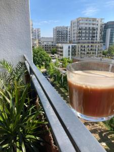 Gold Apart - podziemny garaż Blisko stadionu i lotniska - Wygoda, styl i komfort