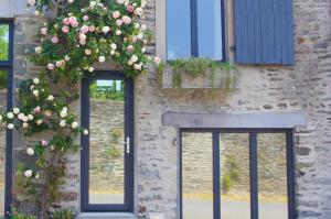 Maisons de vacances Cosy ferme de village en baie du Mont Saint Michel : photos des chambres