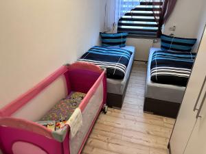 Ferienwohnung "Lilly" inklusive Nutzung W-Lan Bettwäsche und Handtücher
